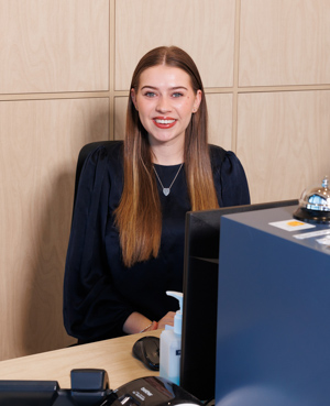 Olivia Hansen - Receptionist