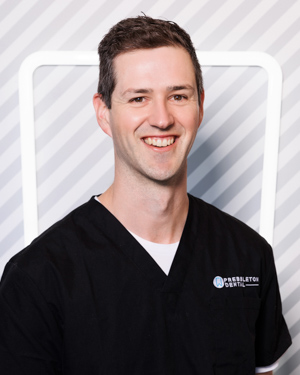 Dr Rob Cumming